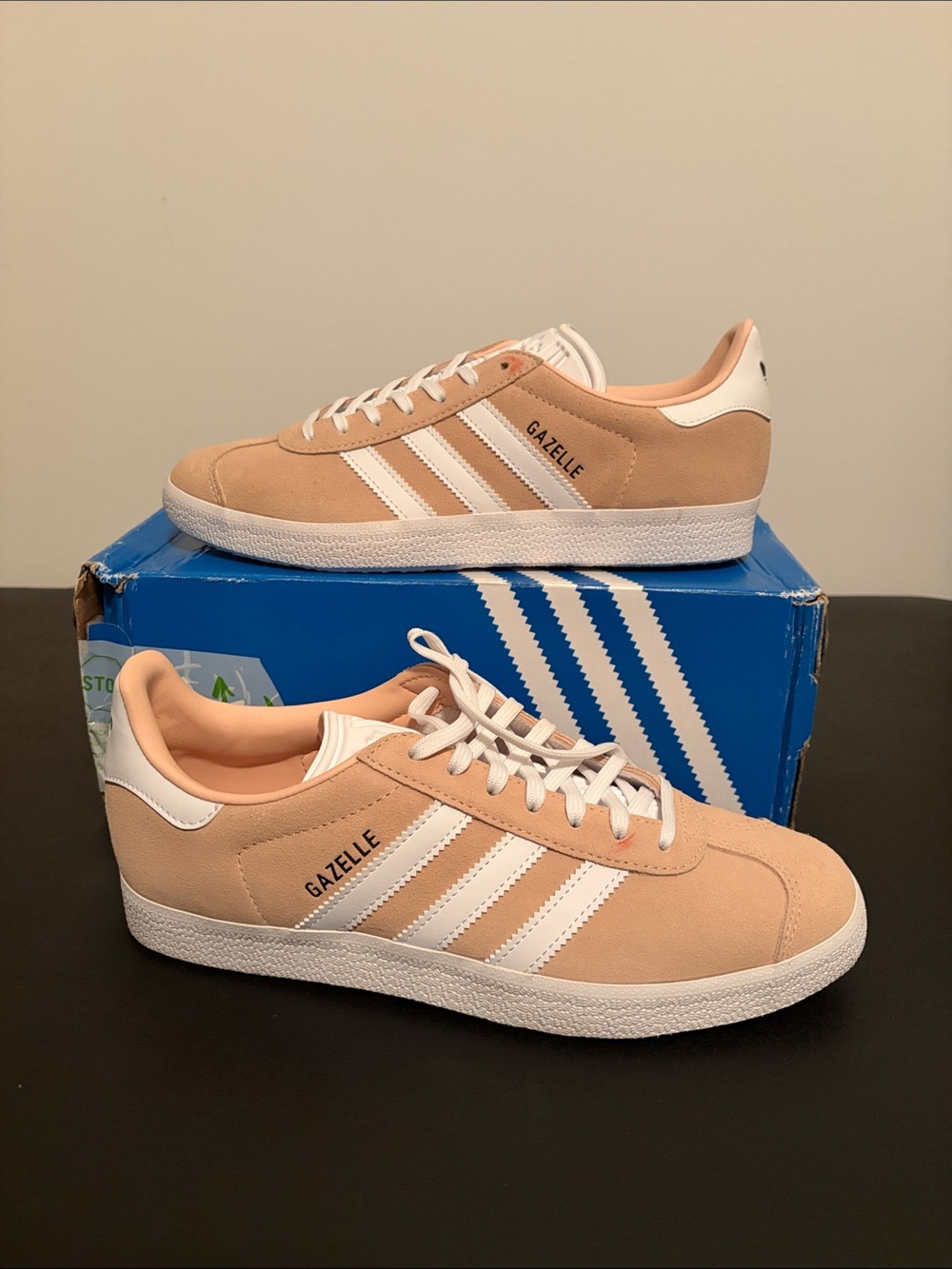 Adidas Gazelle W Women’s 8.5 JB
